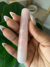 Load image into Gallery viewer, Rose Quartz Yoni Wand